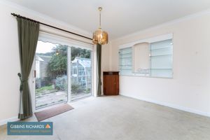 Dining Room- click for photo gallery